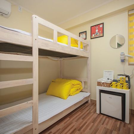 24 Guesthouse Haeundae Premier Busan Room photo