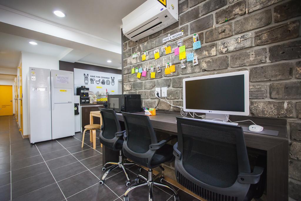 24 Guesthouse Haeundae Premier Busan Exterior photo